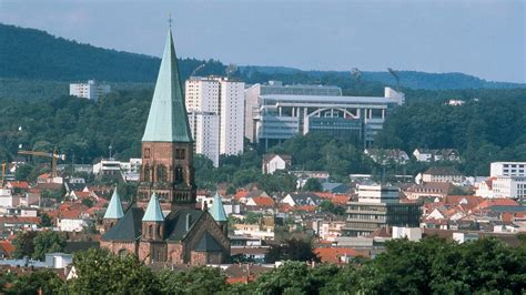 Kaiserslautern .